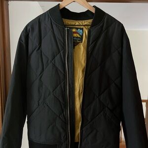 Eddie Bauer Skyliner Bomber 2024
